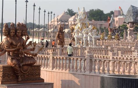 Architects to visit Ujjain construction of Dadaji temple