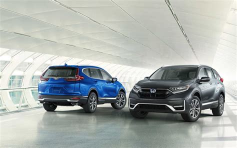 Comparison - Honda CR-V EX-L 2020 - vs - Lexus NX 300h AWD 2019 | SUV Drive