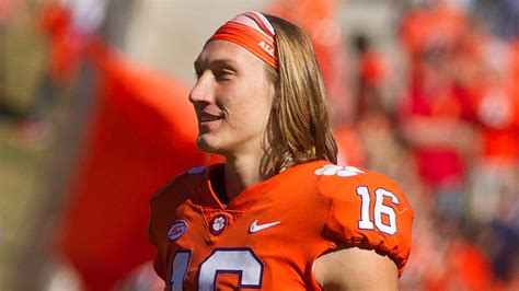 College Football Playoff: Trevor Lawrence's hair part of Clemson legend