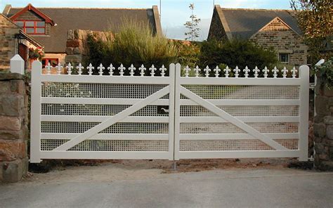 Painted wooden gate | Wooden gates, Gate, Wooden