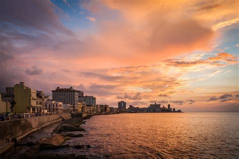 Havana City Guide - The Savvy Travel Collective