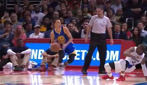 Stephen Curry's Crossover Dropped Chris Paul To The Floor Last Night And The Internet Went Nuts ...