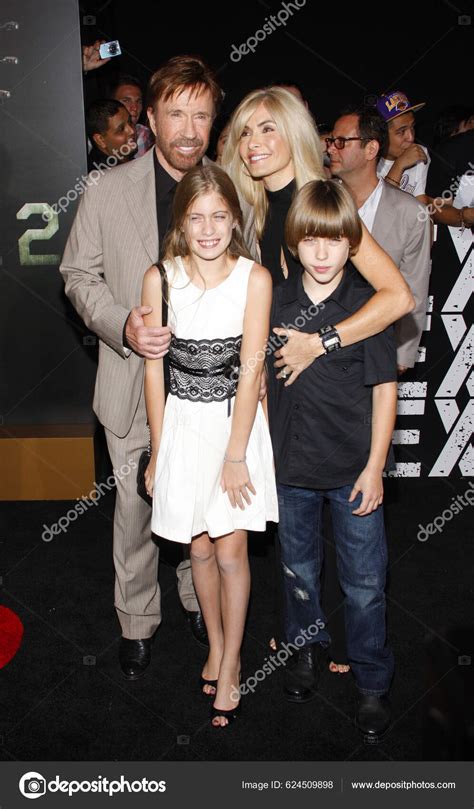 Chuck Norris Family Los Angeles Premiere 'The Expendables Held Grauman ...