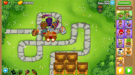 Impoppable Monkey Meadow with only Boomerang doing damage : r/btd6