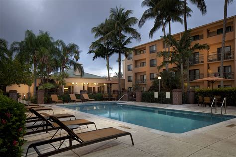 Courtyard Miami Lakes Outdoor Pool #holiday, #beautiful, #Suite ...