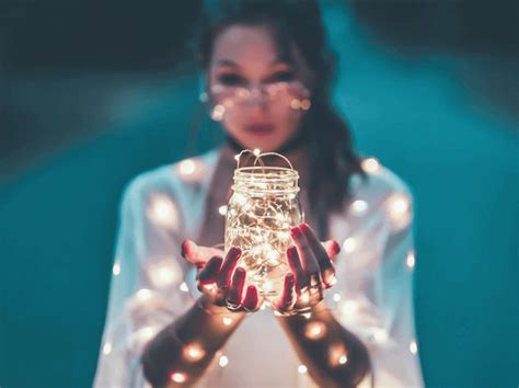 Fairy Lights Photography: Using String Lights for Better Images | gridfiti