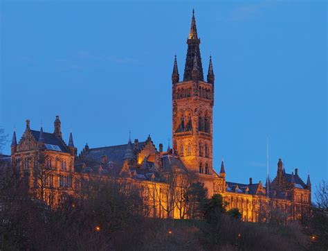 File:University of Glasgow Gilbert Scott Building - Feb 2008.jpg ...