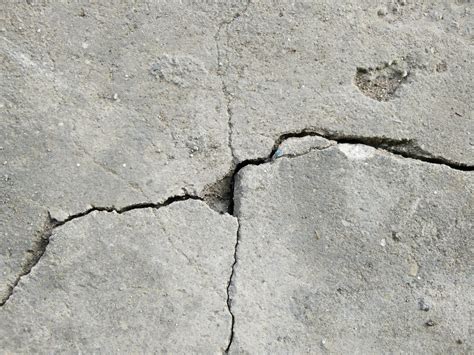 How to Repair Cracks in Poured Concrete Slabs | DeVooght