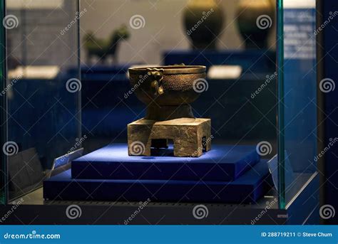 Exquisite Bronze Artifacts from Bashu and Sichuan Regions in Ancient ...