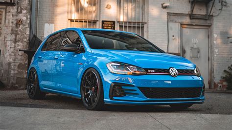 VW MK7.5 GTI | FT108 - 305Forged Wheels