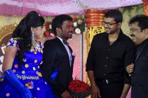 Tamil Actor Pandiarajan Son Prithvi Rajan Akshaya Wedding Reception Photos - FilmiBeat