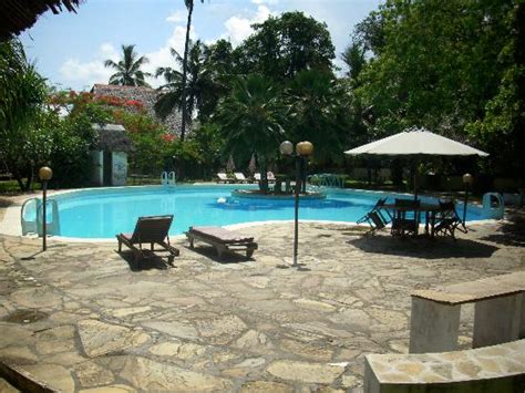 MAKUTI VILLAS RESORT - Prices & Hotel Reviews (Kilifi, Kenya)