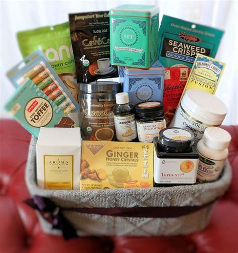 Put Together The Ultimate Healthy Holiday Gift Basket With These Tips ...