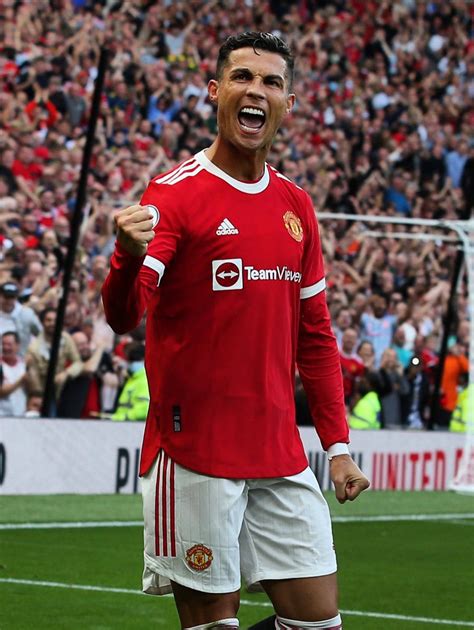 Download Cristiano Ronaldo Manchester United Goal Shot Wallpaper | Wallpapers.com