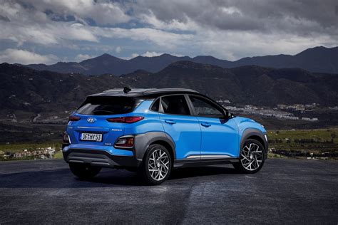 Automobile/Actu. Hyundai Kona hybride : elle s'occupe de tout