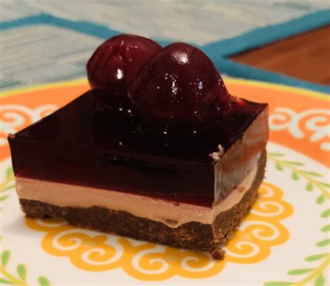 No bake Chocolate jelly slice | bunch