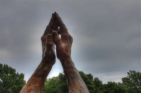 Praying Hands HDR | Alejandro Hernandez. | Flickr