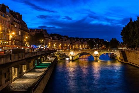 Seine River, The River That Became An Icon of The Romantic City of Paris - Traveldigg.com