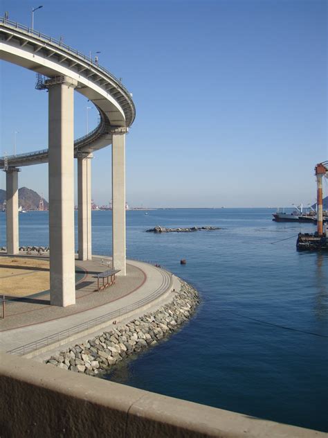 부산항대교 Busan Harbor Bridge | Jens-Olaf Walter | Flickr