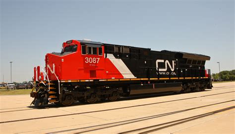 CN to Purchase 200 New Locomotives from GE Transportation over the Next ...