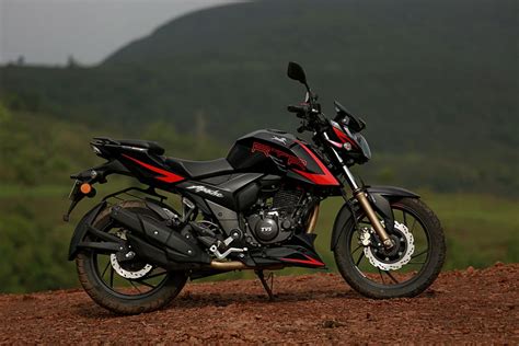 TVS Apache RTR 200 Race Edition 2.0: Road Test Review | BikeDekho