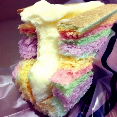 Singapore Ice Cream Sandwich - Gastro Obscura