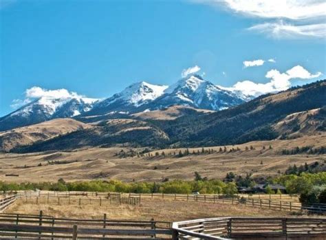 Dennis Quaid's Montana Ranch | Montana ranch, Big sky montana, Montana ...