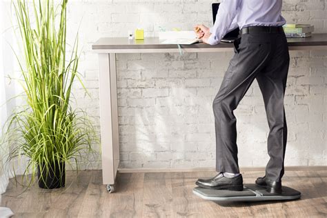 4 Benefits of Using an Office Balance Board with a Standing Desk - Gaiam