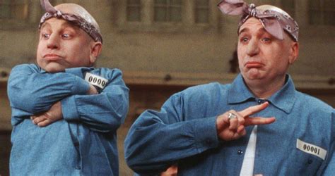 Verne Troyer Gets Tearful Tribute from Austin Powers Co-Star Mike Myers