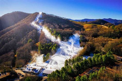 6 BEST North Carolina Ski Resorts (2024)