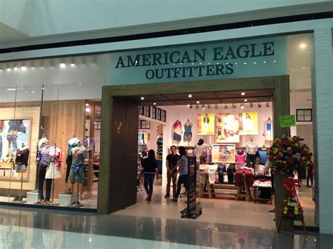 American Eagle Outfitters Opens in Davao City at SM Lanang Premier- DAVAO LIFE