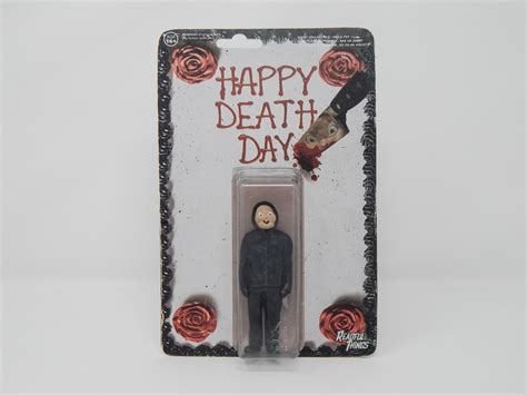 This Artist Makes and Sells All Kinds of Unique Horror Movie Toys ...