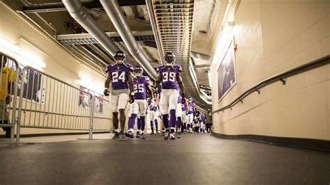 Photos: Pregame Behind The Scenes vs. Tampa Bay