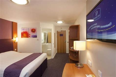 Premier Inn London County Hall - Compare Deals