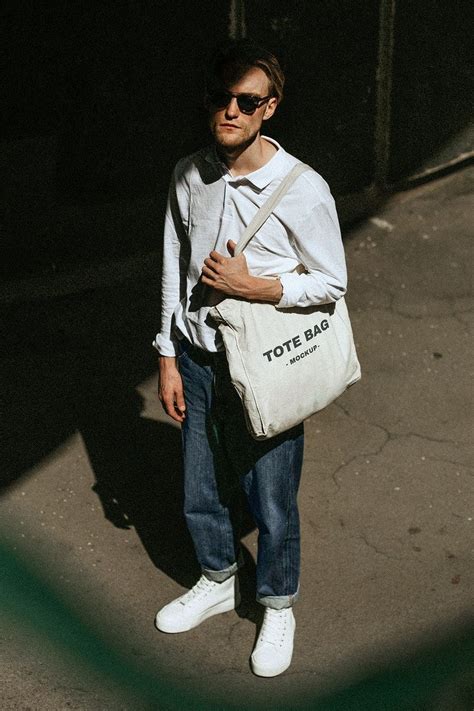 Outfit Streetwear, Streetwear Fits, Bag Mockup, Shirt Mockup, Street Style Bags, Mens Street ...