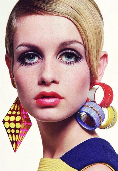 Twiggy 1960's | Twiggy, Fashion photography, Sixties fashion