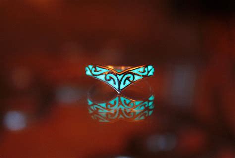 Magical Jewelry That Glows In The Dark | DeMilked