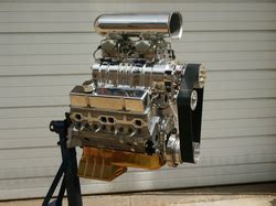 SMALL BLOCK CHEVY SUPERCHARGED CRATE ENGINES - Holeshot Chevy Engines