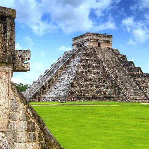 Chichen Itza is in the Top Experiences in the world | Expedia's trends