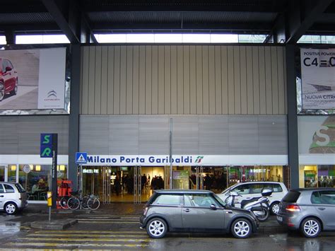 railway stations: Italy: Milan (Porta Garibaldi)
