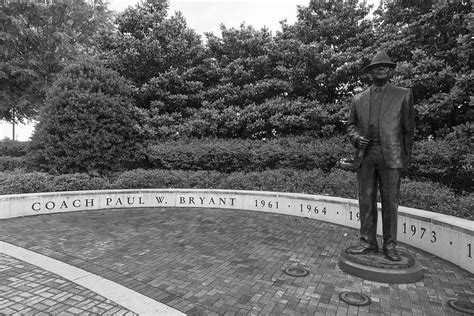 Coach Paul Bear Bryant statue at the University of Alabama in black and ...