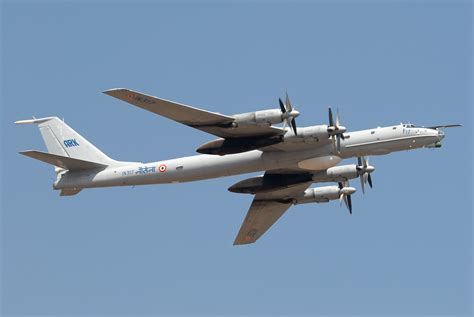 Tupolev Tu-142 - Wikipedia