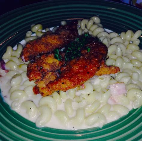 Applebee's Four Cheese Mac & Cheese with Honey Pepper Chicken Copycat ...