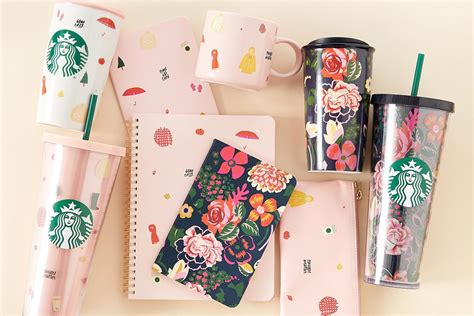 The Starbucks Merchandise Collection with ban.do Is SO Cute