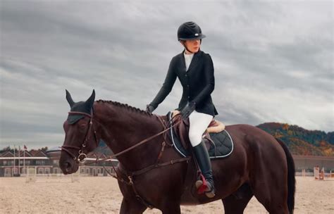 Western vs. English: Unraveling the Differences in Horse Riding Styles