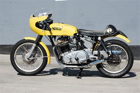 Cafe Racer style Norton Commando - 850cc