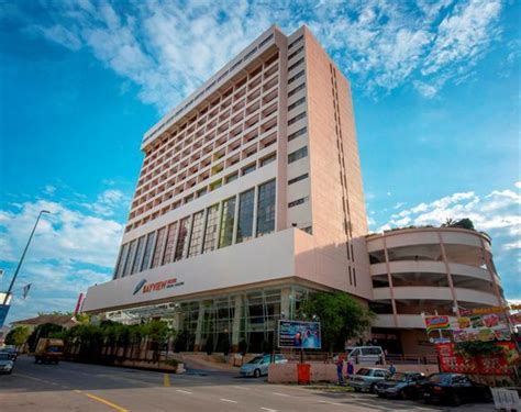 Bayview Hotel Melaka, Malacca - Compare Deals