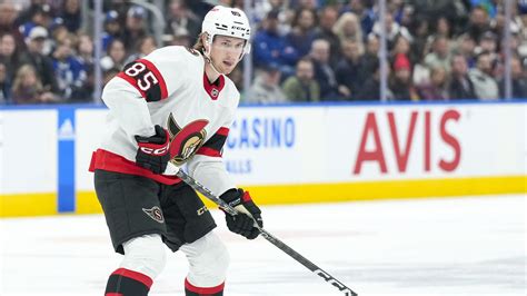 Calder Trophy Rankings: 2 Senators make the cut | theScore.com