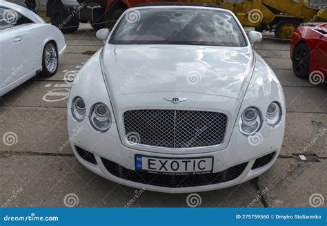 Bentley Continental Convertible Luxury Car from England this is One of the Fastest Cars of the ...