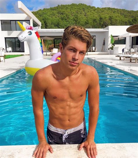 Ben Azelart on Instagram: “First day in Ibiza, already sunburnt and injured from cliff jumping😂 ...